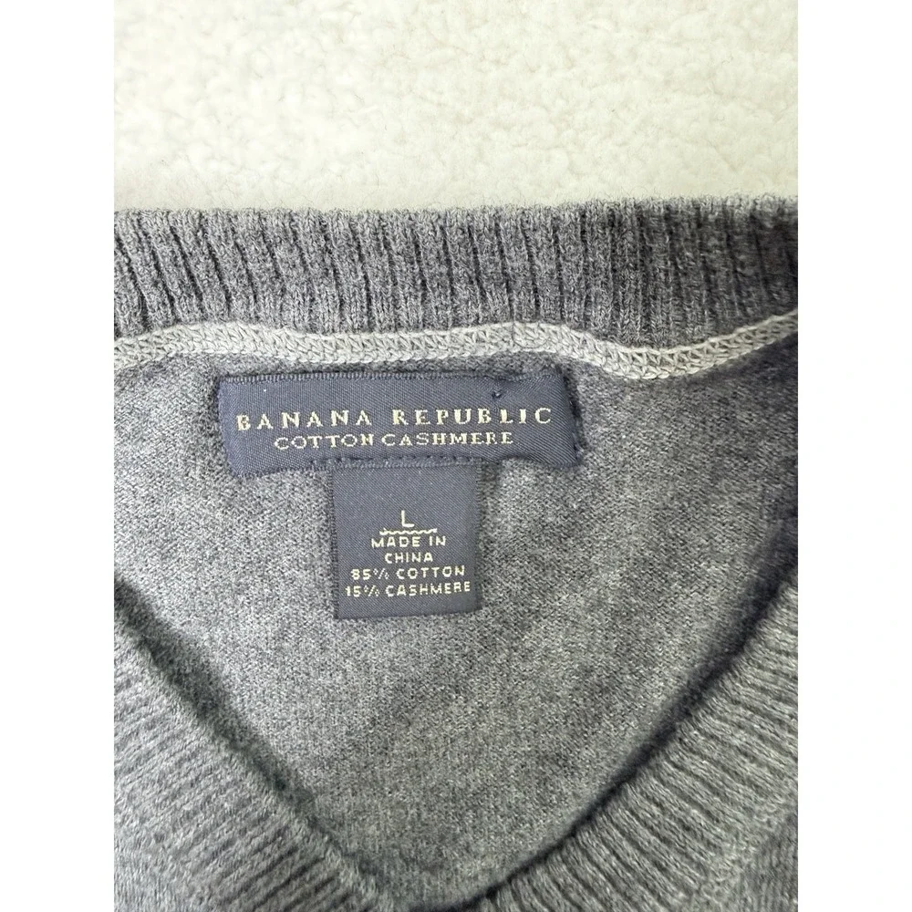 Banana Republic Mens Large Gray V-Neck‎ Long Sleeve Cotton Cashmere Sweater VTG
